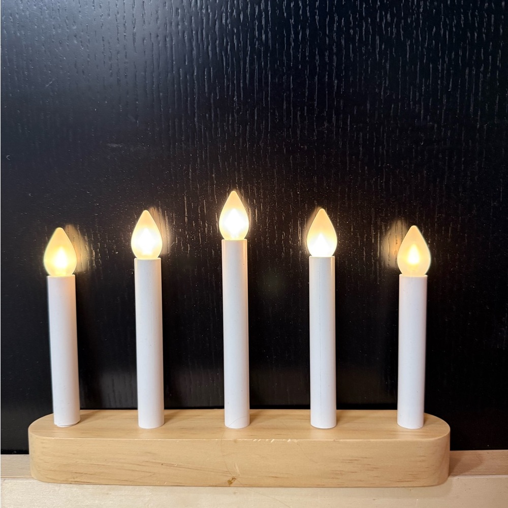 Wooden LED Candle Holder, battery operated. - Picture 2 of 7